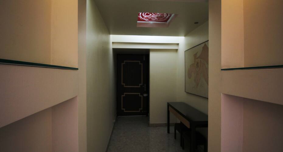 Comfort Service Apartment (Magarpatta), Pune 5